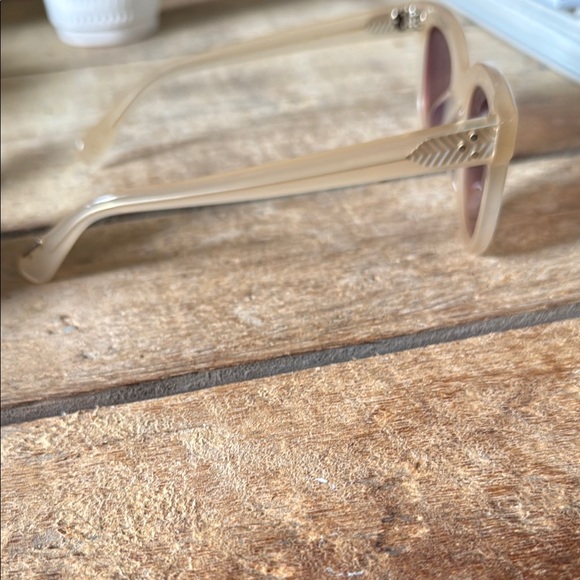 KREWE Jena Blonde Sunglasses with Mirrored Lenses - Picture 6 of 13